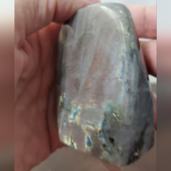 Labradorite Crystal Free Form - Picture 14 of 15